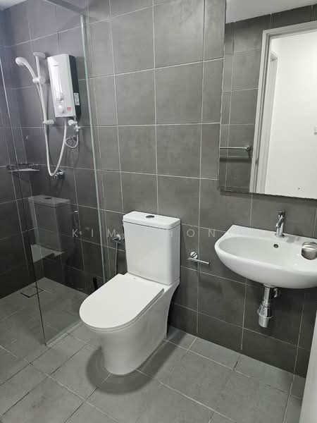 Servis Apartment untuk Disewa di Berkeley Uptown - Kim Chong - Bathroom - PropertyGuru.com.my