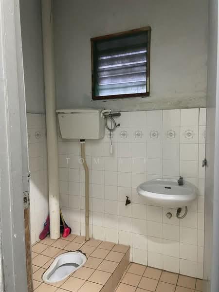 2-storey Terraced House for Sale in Bandar Bukit Beruntung (Bukit Beruntung) - Tom Yip - Bathroom - PropertyGuru.com.my