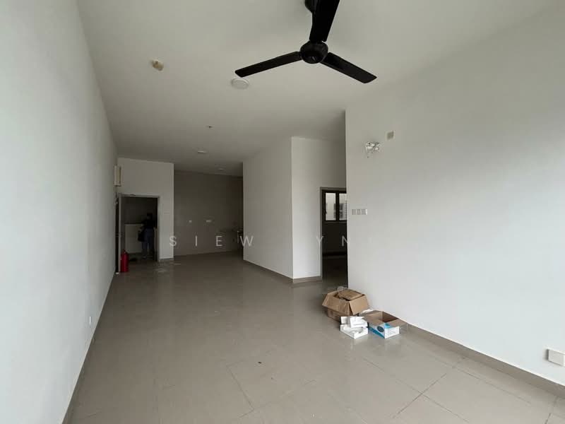 Servis Apartment untuk Disewa di SkyLake Residence - Siew Lynn - Living Room - PropertyGuru.com.my