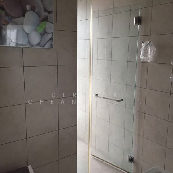 Servis Apartment untuk Dijual di Setia SKY Residences - Derrick Cheang Keat Xiung - Bathroom - PropertyGuru.com.my