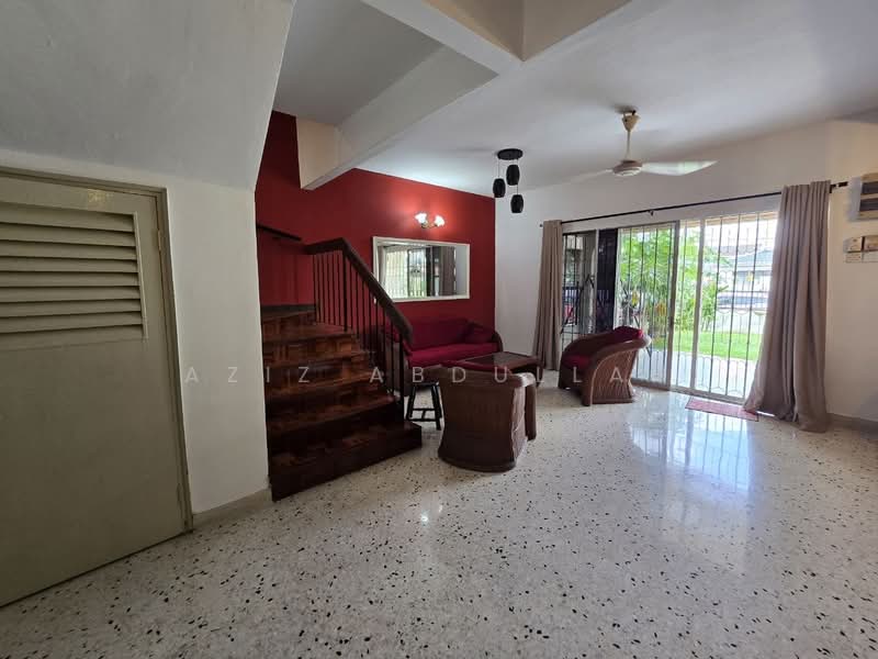 Semi-Detached House for Rent in Petaling Jaya (Selangor) - Aziz Abdullah - Living Room - PropertyGuru.com.my