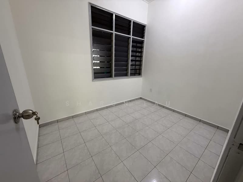 1-storey Terraced House for Sale in Taman Johor Jaya (Johor Bahru) - Sharon Lau - Interior - PropertyGuru.com.my