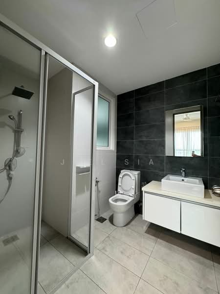 Service Residence for Rent at Impiria Residensi Bukit Tinggi Klang - Joel Sia - Bathroom - PropertyGuru.com.my
