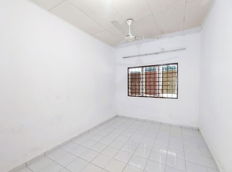 1-storey Terraced House for Sale in Shah Alam (Selangor) - Yazila Sulaimi - PropertyGuru.com.my