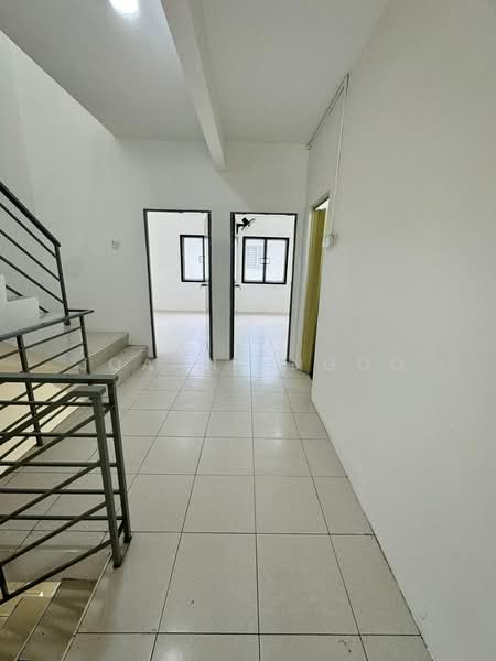 Rumah Teres 2.5 Tingkat untuk Dijual di Pasir Gudang (Johor) - Joanne Ngoo - Entrance - PropertyGuru.com.my