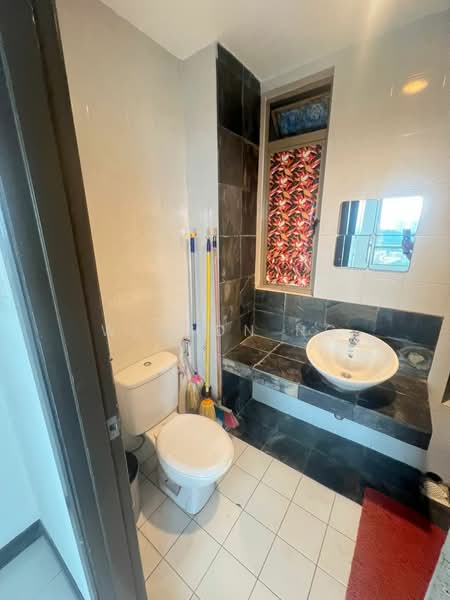 Servis Apartment untuk Disewa di Ritze Perdana 1 - Winson Ng - Bathroom - PropertyGuru.com.my