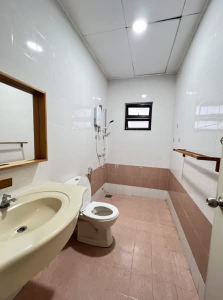 Townhouse for Sale in Sunway Damansara (Kota Damansara) - Esther Lim - Bathroom - PropertyGuru.com.my