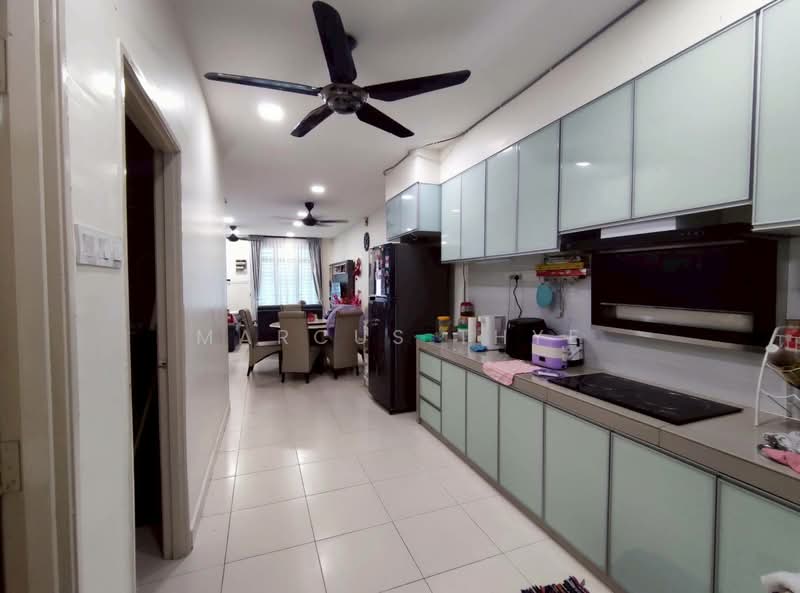 2.5-storey Terraced House for Sale in Senai (Johor) - Marcus Thye - Kitchen - PropertyGuru.com.my