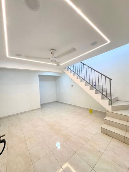 2-storey Terraced House for Sale in Taman Bukit Flora (Batu Pahat) - Marcus Tey - Interior - PropertyGuru.com.my