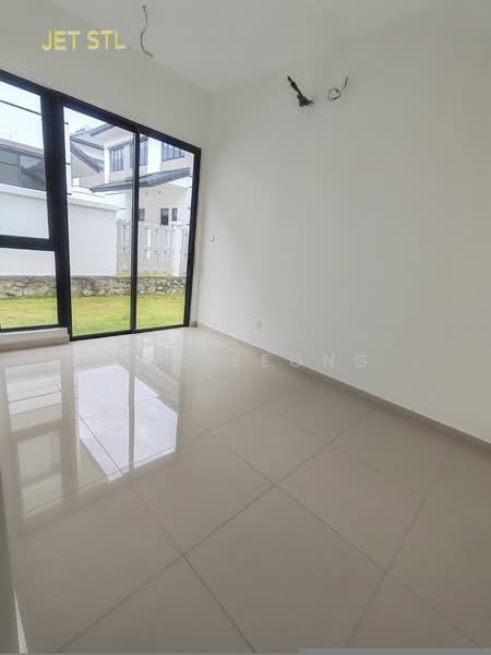 Semi-Detached House for Sale in Shah Alam (Selangor) - Steve Leong . - Living Room - PropertyGuru.com.my