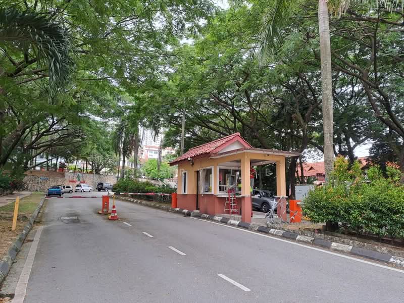 2-storey Terraced House for Sale in Alam Damai (Cheras) - Harry Lee - Exterior - PropertyGuru.com.my
