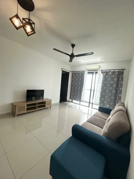 Servis Apartment untuk Dijual di Symphony Tower (Menara Simfoni) - Kenny Lai - Living Room - PropertyGuru.com.my