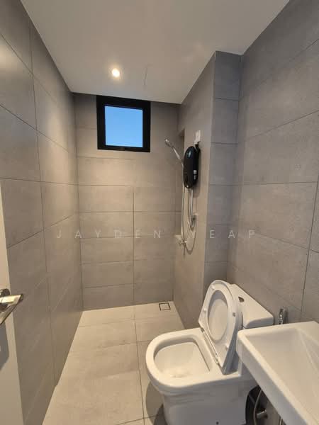 Servis Apartment untuk Disewa di Vivo Executive Apartment - Jayden Yeap - Bathroom - PropertyGuru.com.my