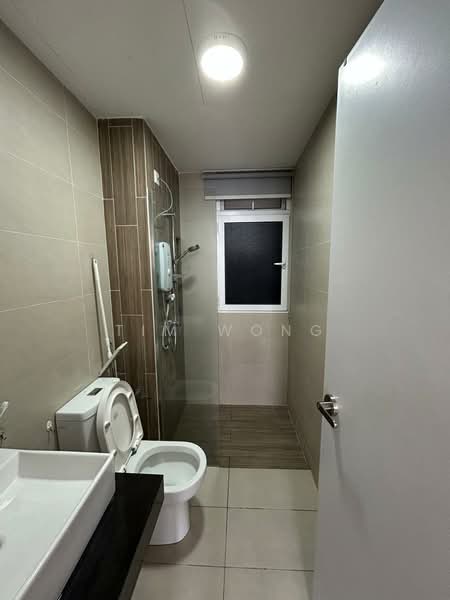 Service Residence for Sale at RYAN & MIHO - Tim Wong - Bathroom - PropertyGuru.com.my