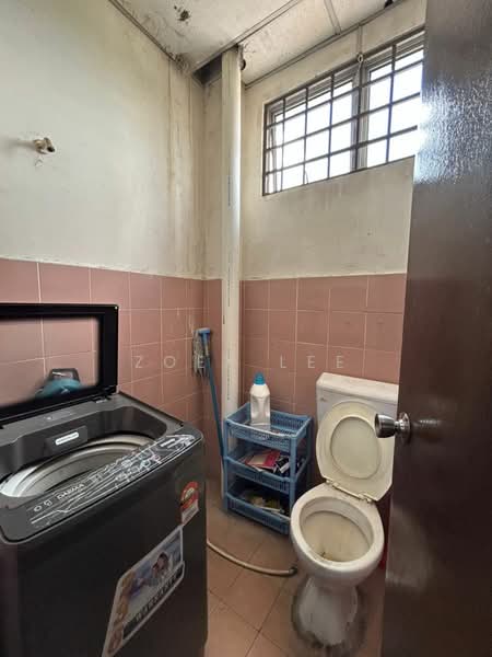 Factory for Sale in Pasir Gudang (Johor) - Zoey Lee - Bathroom - PropertyGuru.com.my