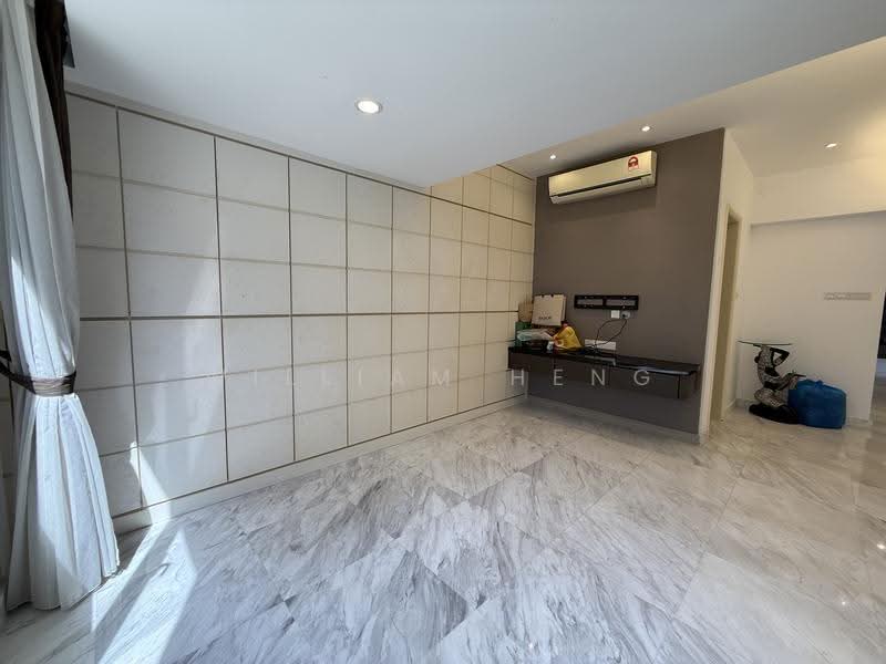 Condominium for Sale at Nusa Rhu - William Heng - Living Room - PropertyGuru.com.my