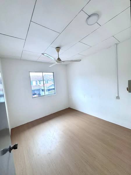 2-storey Terraced House for Sale in Taman Bukit Flora (Batu Pahat) - Marcus Tey - Interior - PropertyGuru.com.my