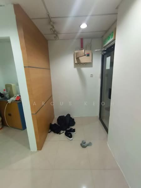 Kedai / Pejabat untuk Dijual di Taman Maluri (Cheras) - Marcus Keoh - Entrance - PropertyGuru.com.my