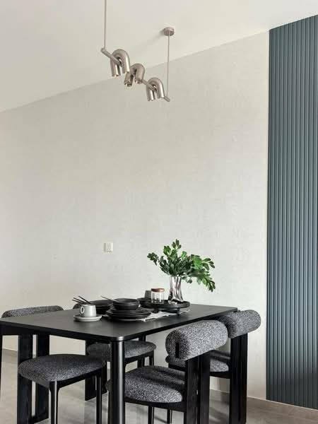 Condominium for Rent at Agile Bukit Bintang - M.J Zairin - Dining Room - PropertyGuru.com.my