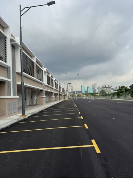 Shop for Rent in Bandar Metro Puchong (Puchong) - Kai Chan - Exterior - PropertyGuru.com.my