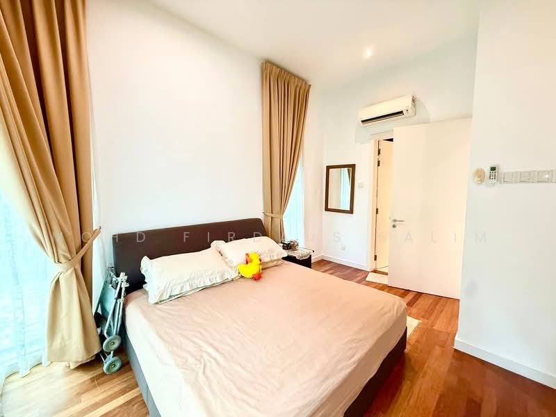 3-storey Terraced House for Sale in Cyberjaya (Selangor) - Mohd Firdaus Salim - Bedroom - PropertyGuru.com.my