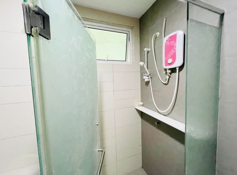 Servis Apartment untuk Disewa di Setia Tri-angle - Jeff Tan - Bathroom - PropertyGuru.com.my