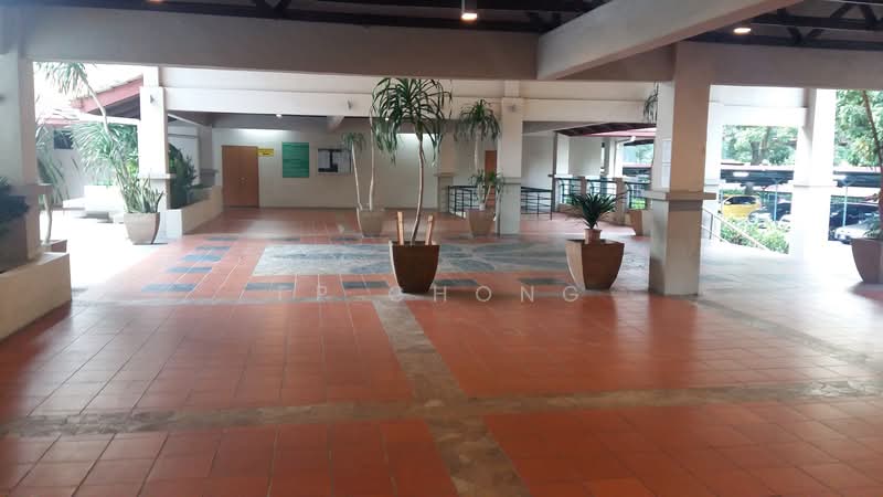 Condominium for Rent at Changkat View - FP CHONG - Corridor - PropertyGuru.com.my