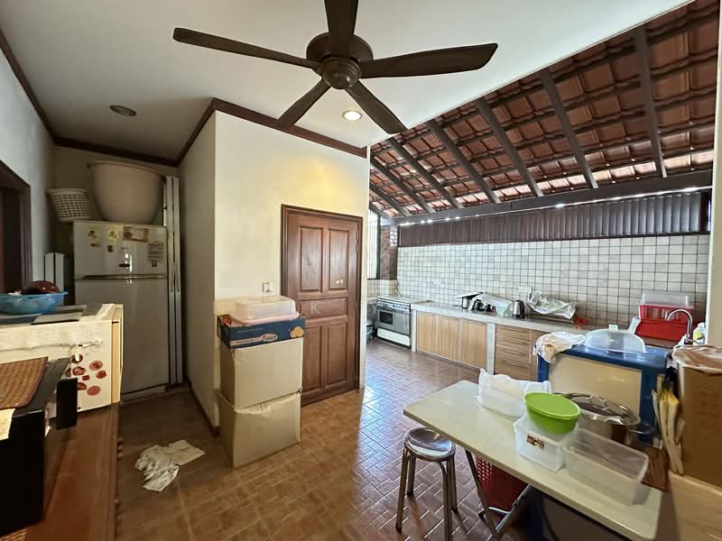 Bungalow for Sale in Saujana Impian (Kajang) - Nick Yong - Kitchen - PropertyGuru.com.my