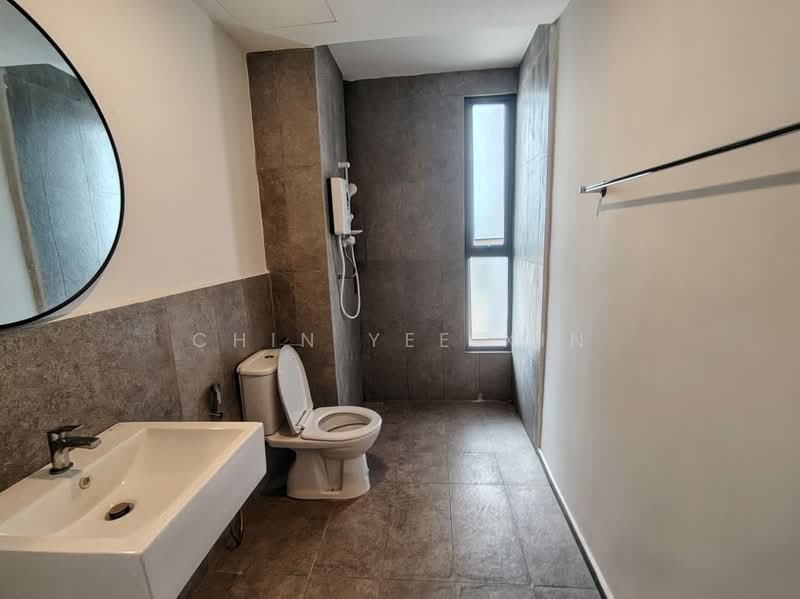 Service Residence for Sale at Suite Enesta - Chin Yee Xin - Bathroom - PropertyGuru.com.my