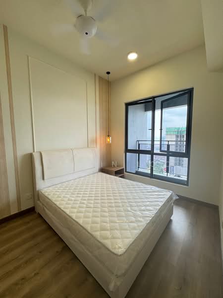 Servis Apartment untuk Disewa di 8th & Stellar - Austin Loo - Bedroom - PropertyGuru.com.my