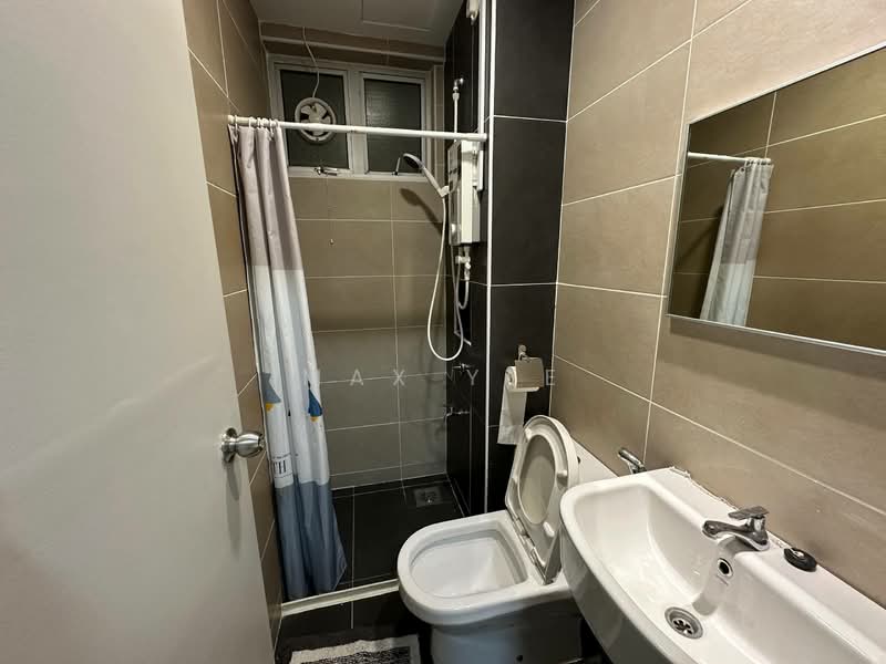 Service Residence for Rent at D'Putra Suites - Max Yee - Bathroom - PropertyGuru.com.my