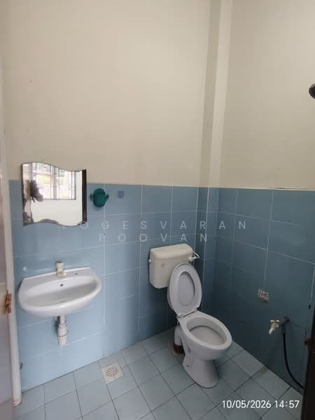 Terraced House for Rent in Klang (Selangor) - Yogesvaran Poovan - Bathroom - PropertyGuru.com.my