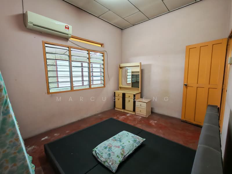 Bungalow for Sale in Buntong (Ipoh) - Marcus Seng - Bedroom - PropertyGuru.com.my