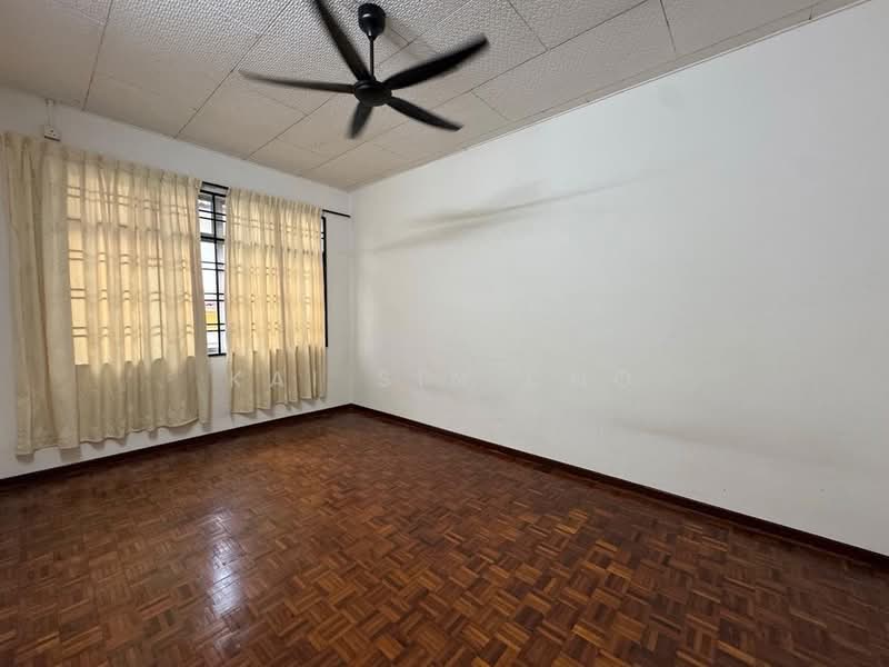 Cluster House for Rent in Mutiara Rini (Skudai) - Kai Sin Cho - Interior - PropertyGuru.com.my