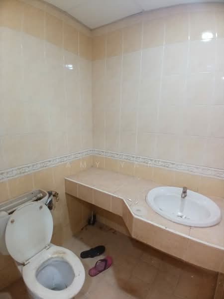 2-storey Terraced House for Rent in Taman Megah Kepong (Kepong) - Amy Yap - Bathroom - PropertyGuru.com.my