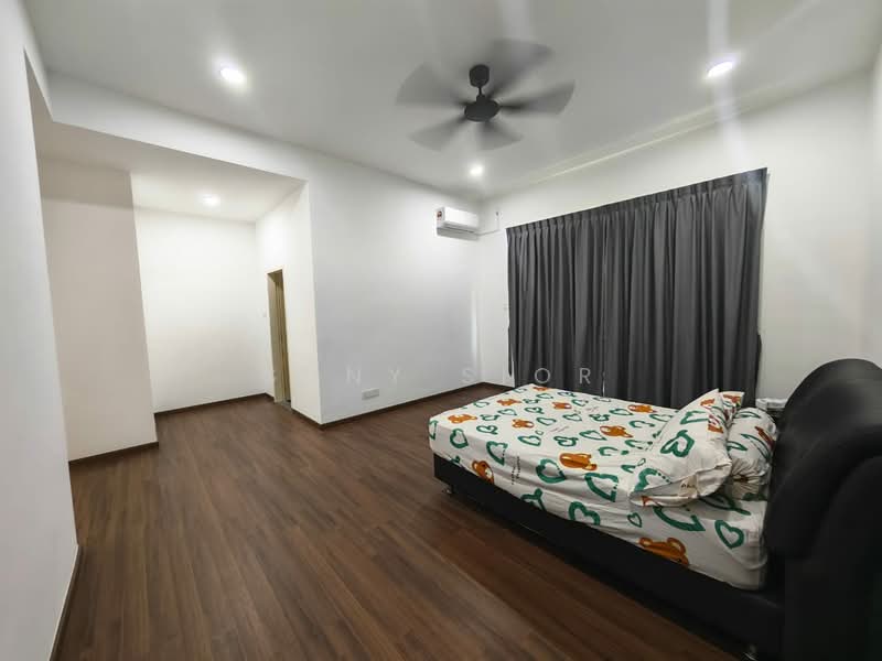 Cluster House for Rent in Taman Mount Austin (Tebrau) - Suny Sior - Bedroom - PropertyGuru.com.my