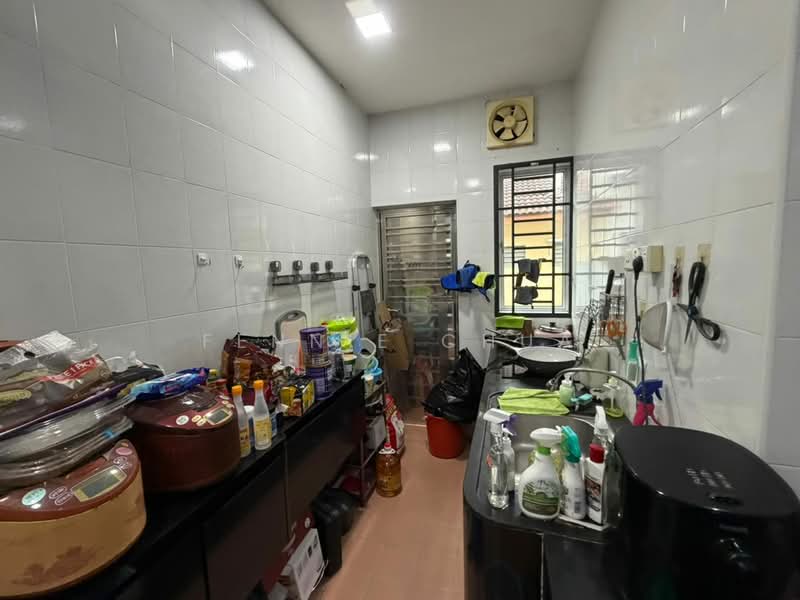 1-storey Terraced House for Sale in Taman JP Perdana (Johor Bahru) - Fennie Chua - Kitchen - PropertyGuru.com.my