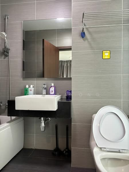 Condominium for Rent at KSL D'Esplanade Residence - Claira Ong - Bathroom - PropertyGuru.com.my