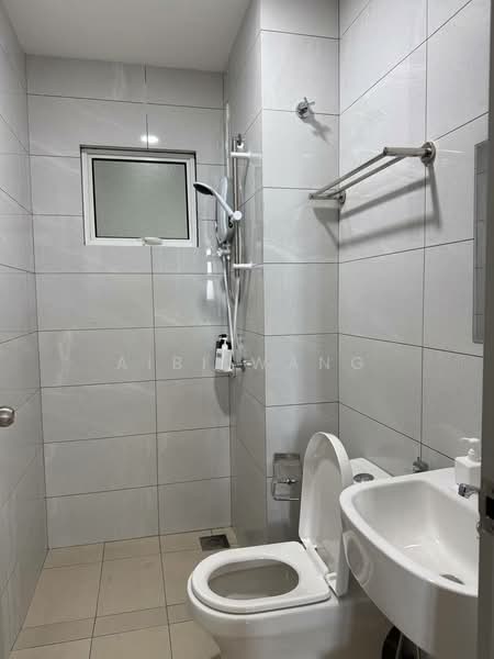 Servis Apartment untuk Disewa di Amber Cove - Aibi Wang - Bathroom - PropertyGuru.com.my