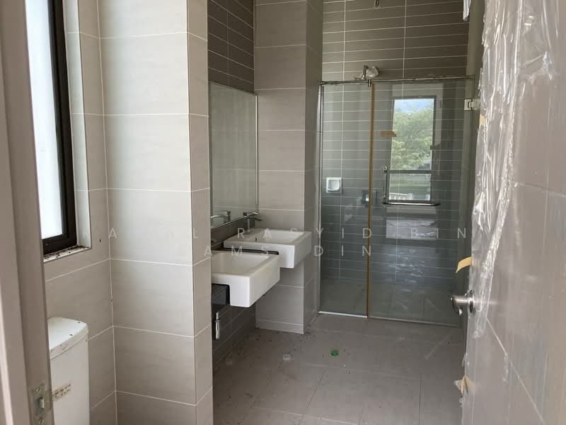 Semi-Detached House for Sale in Pajam (Mantin) - Kamal Rasyid Bin Samsudin - Bathroom - PropertyGuru.com.my