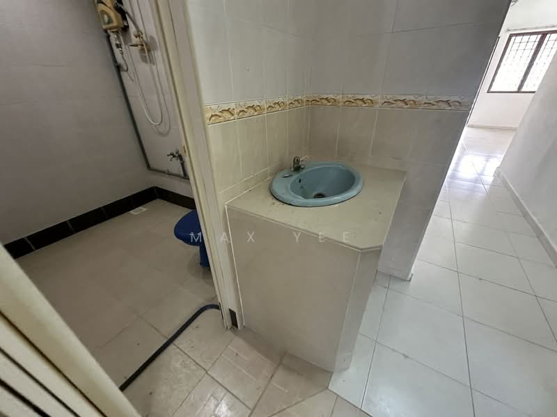 Rumah Teres 1 Tingkat untuk Dijual di Kangkar Pulai (Skudai) - Max Yee - Bathroom - PropertyGuru.com.my