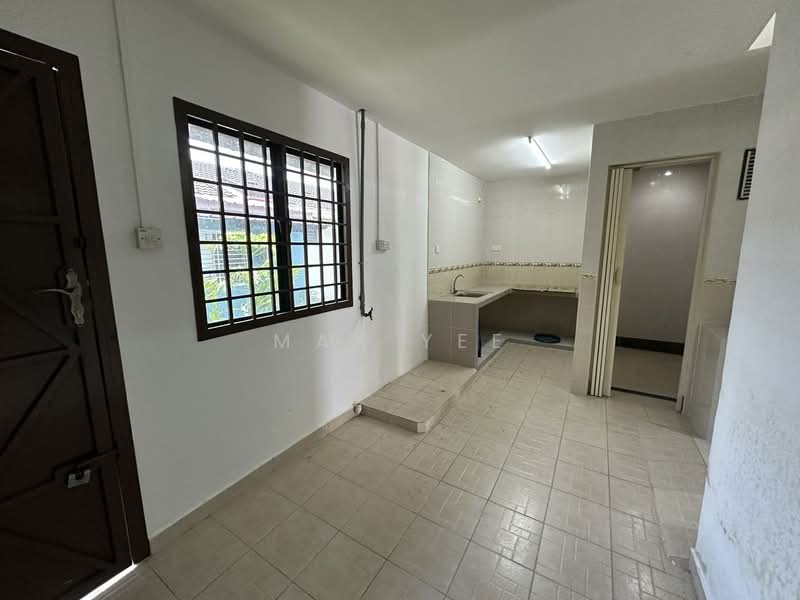 Rumah Teres 1 Tingkat untuk Dijual di Kangkar Pulai (Skudai) - Max Yee - Kitchen - PropertyGuru.com.my