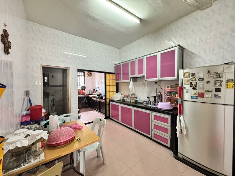 2-storey Terraced House for Sale in Taman Sri Skudai (Skudai) - Ian Chua - Kitchen - PropertyGuru.com.my