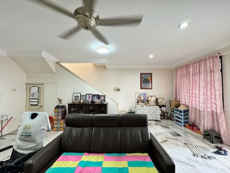 2-storey Terraced House for Sale in Taman Sri Skudai (Skudai) - Ian Chua - Living Room - PropertyGuru.com.my