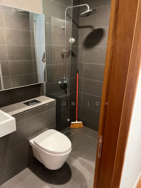 Condominium for Sale at Shorefront Residences - Alston Loh - Bathroom - PropertyGuru.com.my
