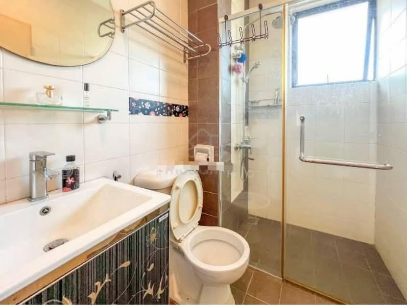 Semi-Detached House for Sale in Glenmarie Cove (Klang) - Terry Hoh - Bathroom - PropertyGuru.com.my