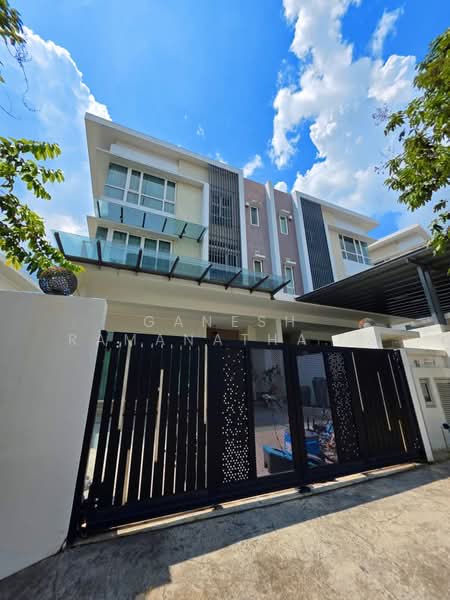 Semi-Detached House for Sale in Bandar Damansara Perdana (Damansara Perdana) - Ganesh Ramanathan (Ganesha) - Exterior - PropertyGuru.com.my