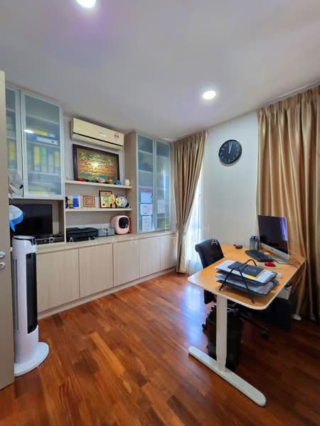 Semi-Detached House for Sale in Bandar Damansara Perdana (Damansara Perdana) - Ganesh Ramanathan (Ganesha) - Study - PropertyGuru.com.my