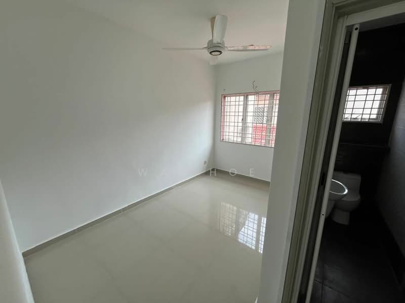 Rumah Teres 2 Tingkat untuk Dijual di Taman Puncak Jalil (Seri Kembangan) - Wai Hoe - Interior - PropertyGuru.com.my
