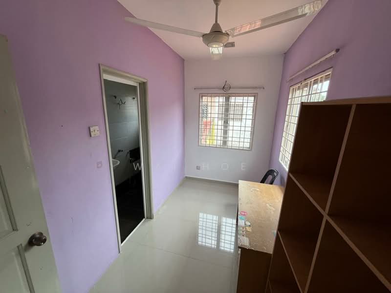 Rumah Teres 2 Tingkat untuk Dijual di Taman Puncak Jalil (Seri Kembangan) - Wai Hoe - Interior - PropertyGuru.com.my
